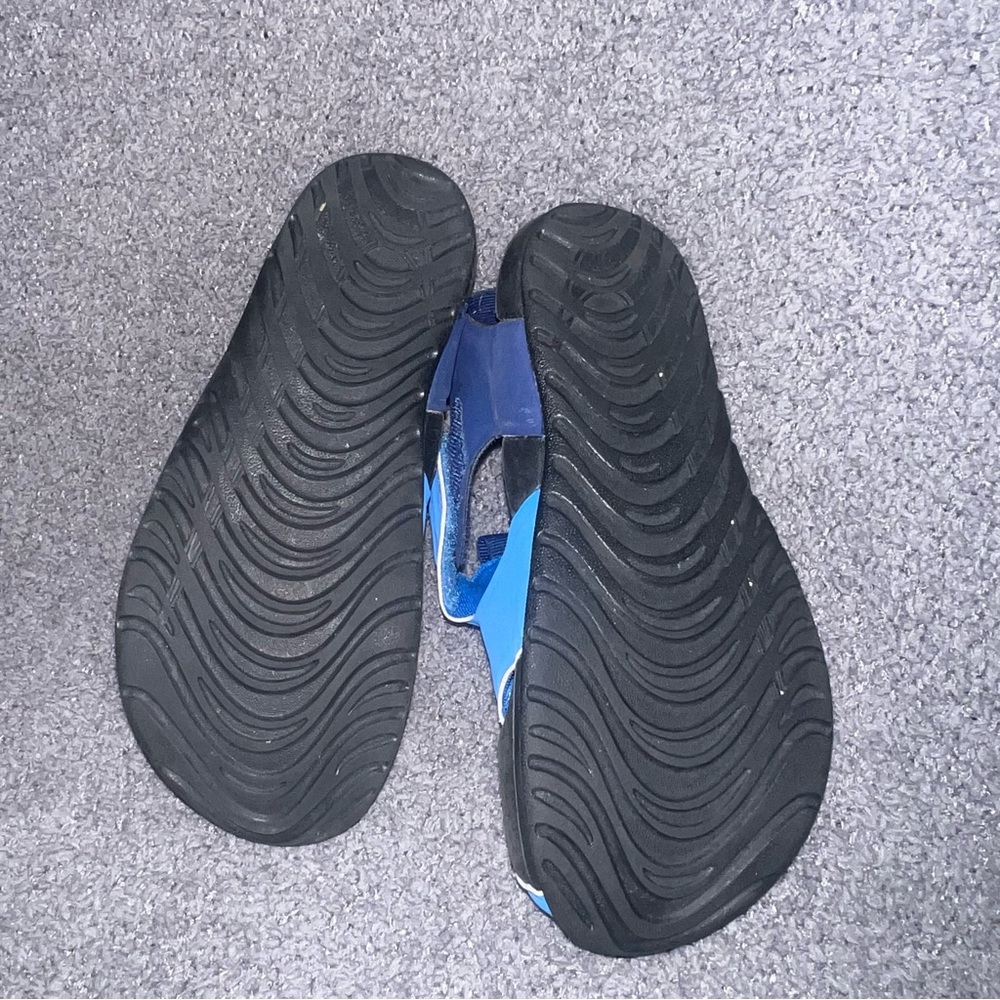 Boys Nike sunray sandals - Picture 4 of 4